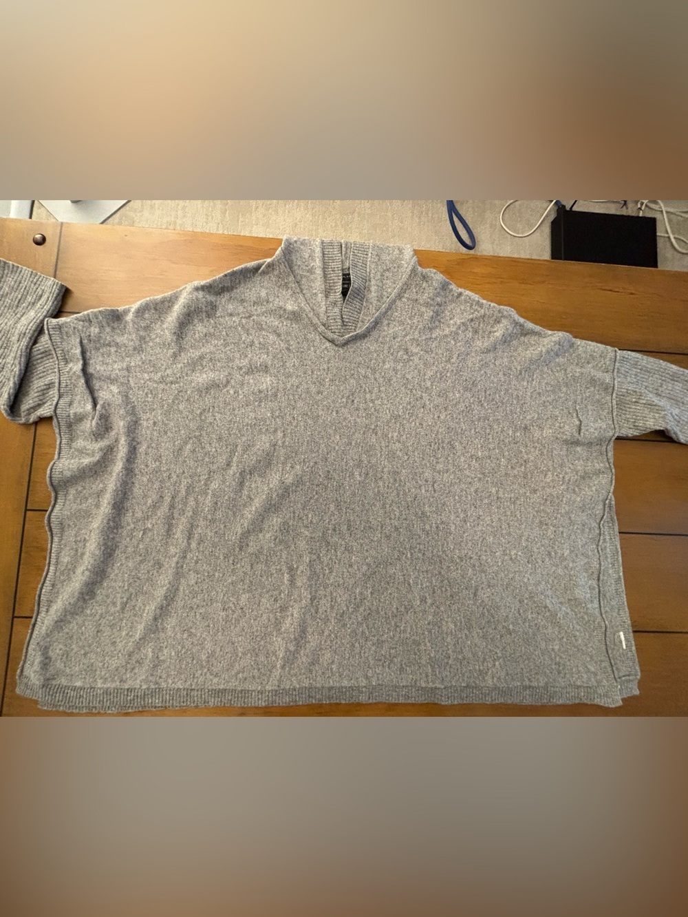 Tahari Cashmere Heather Gray Hooded Poncho Sweater - Picture 3 of 12
